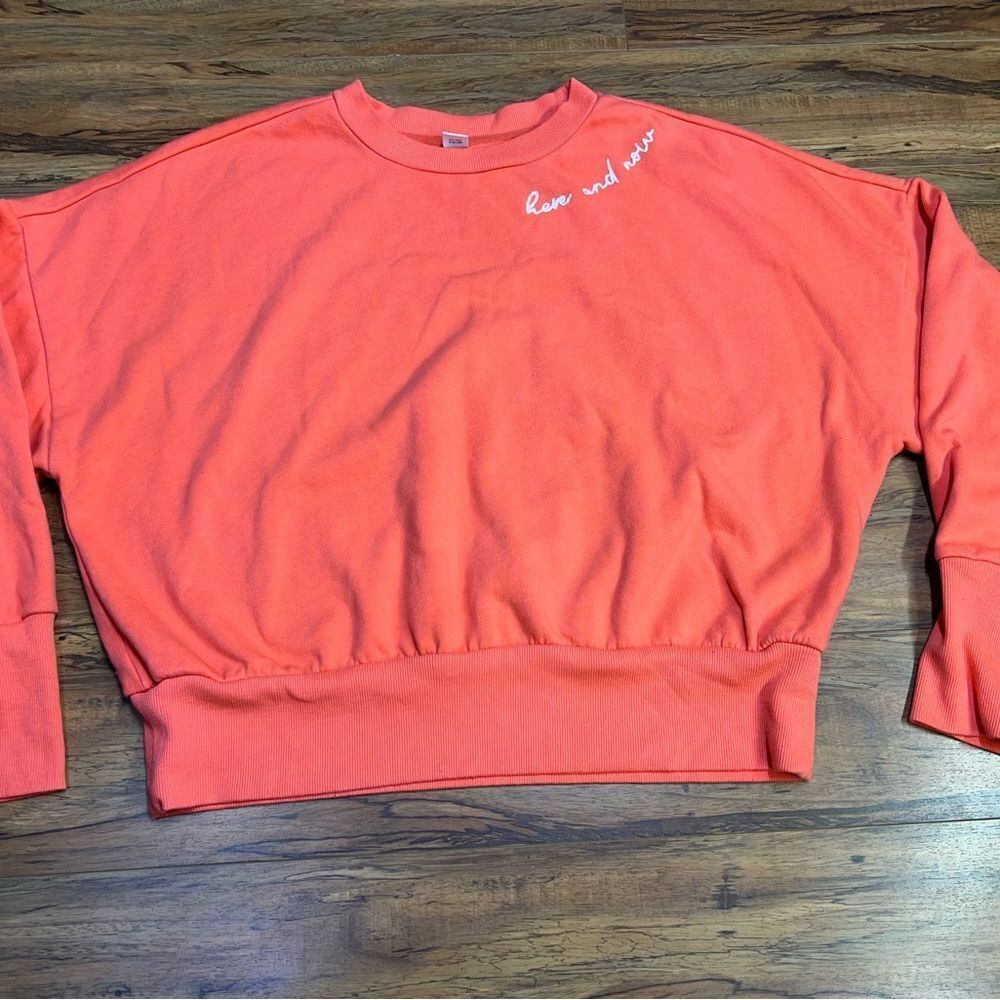 Old Navy Vibrant Orange Pullover women’s size L